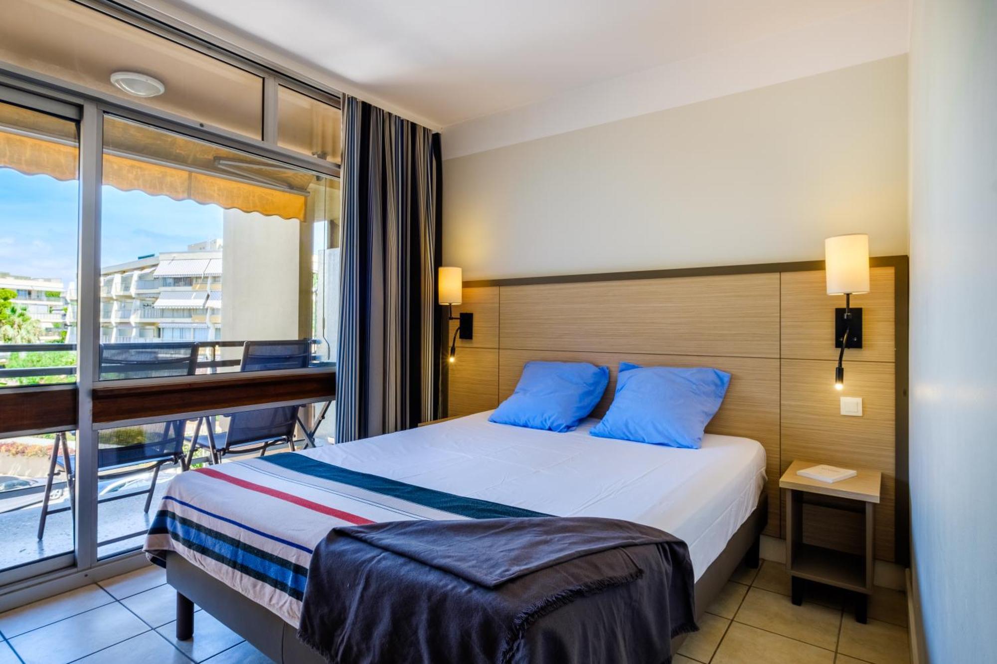 Residence Pierre & Vacances Heliotel Marine Сен-Лоран-дю-Вар Екстер'єр фото
